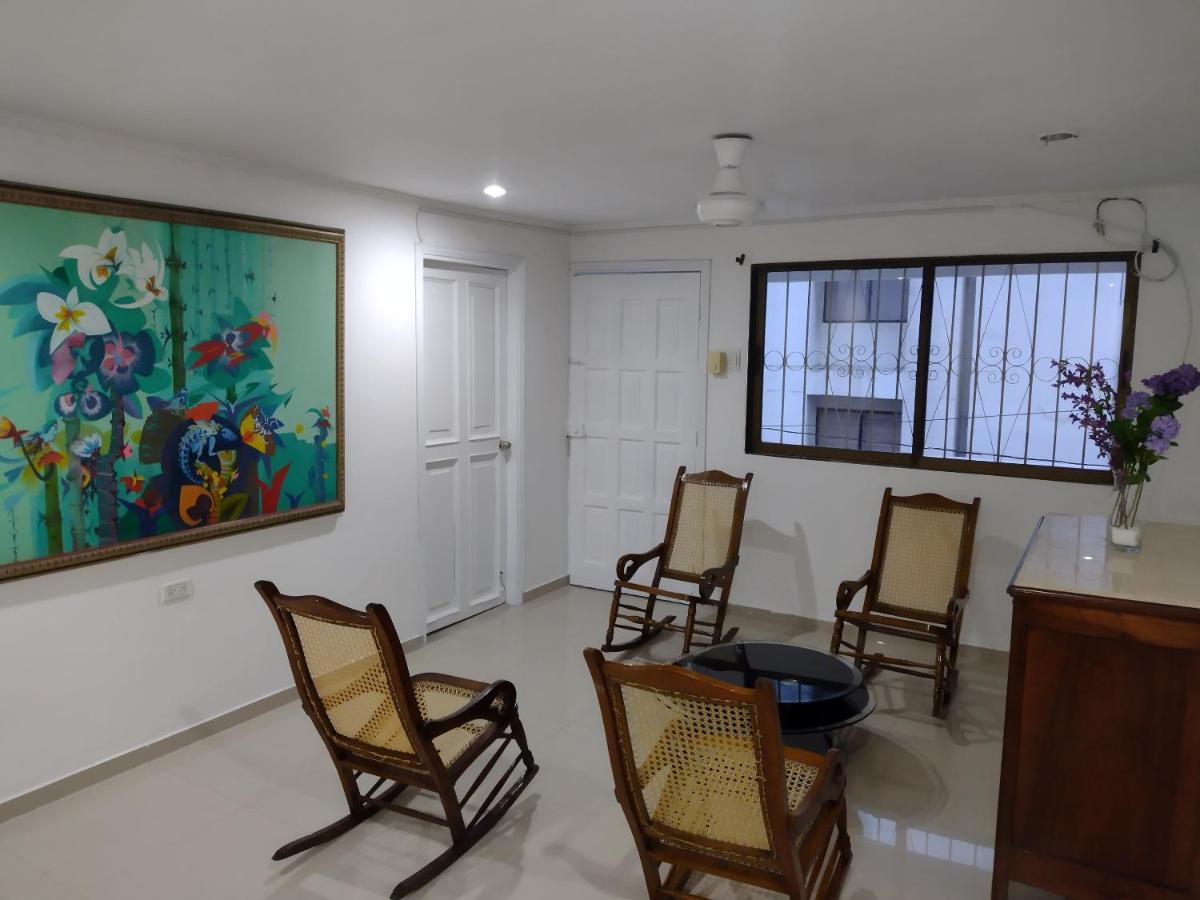 Clementina Hostel Cartagena Εξωτερικό φωτογραφία